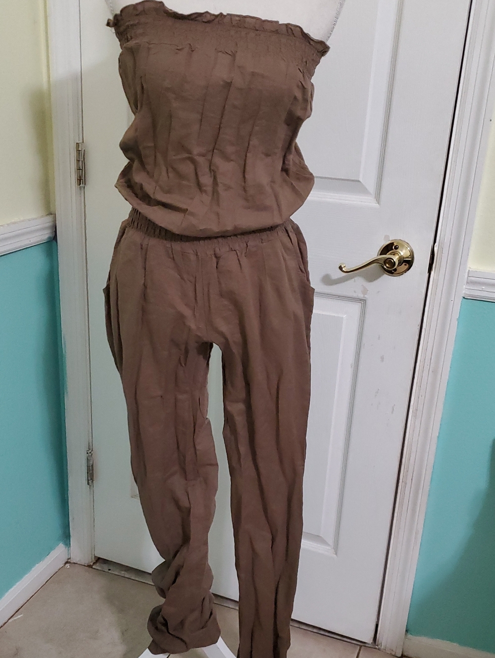 Body Central 90s Boho Brown Smocking Strapless Blouson Straight Leg Jumpsuit M